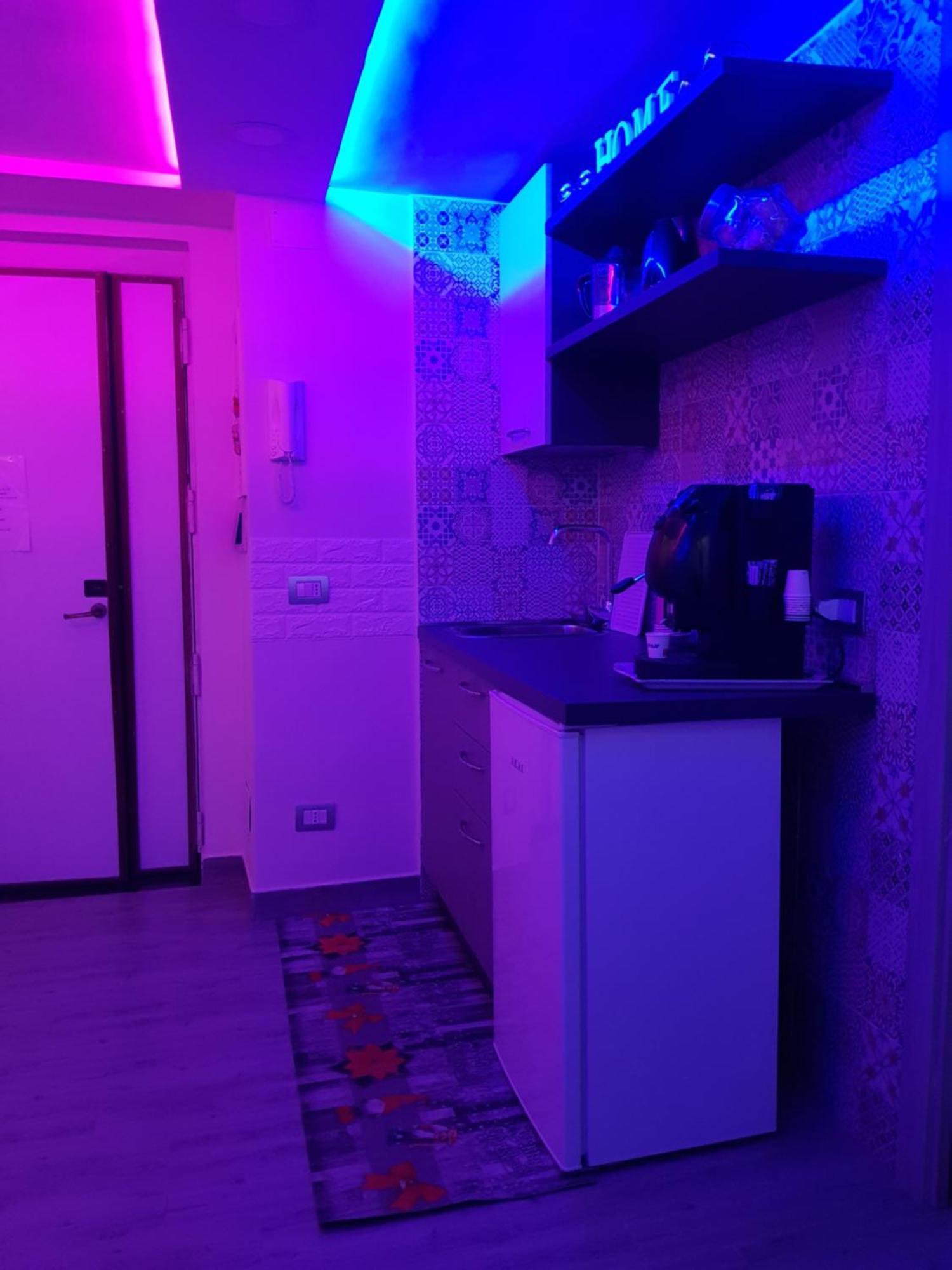 La Casa Di Nana' * Neapel